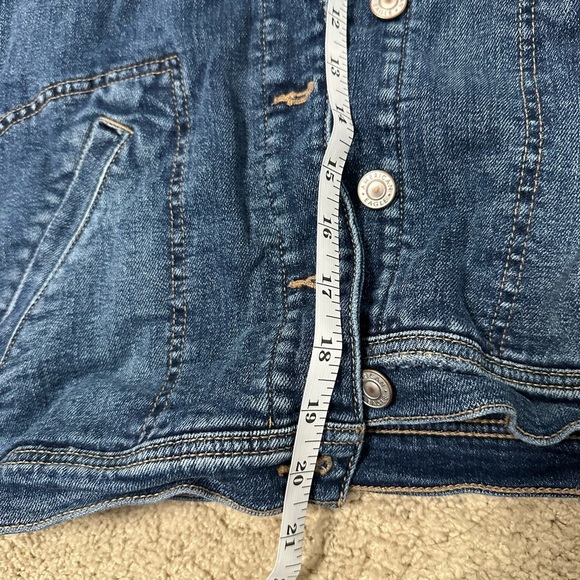 American Eagle Outfitters Women's Blue Denim Jacket - Picture 2 of 3